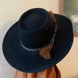 Resistol 100% wool cowboy hat, black, size 7 1/8